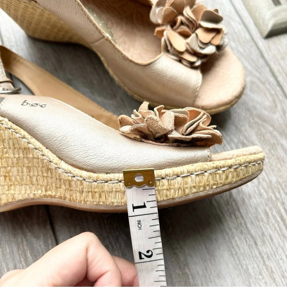 BOC Born  Concept Blossom Espadrilles Leather Wedge Heels Sandals in Champagne - Picture 14 of 15